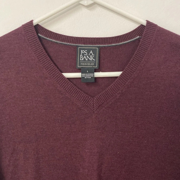 Jos A Banks Traveler 100% Merino Wool V Neck Sweater Men's Size Large Maroon - Picture 3 of 7